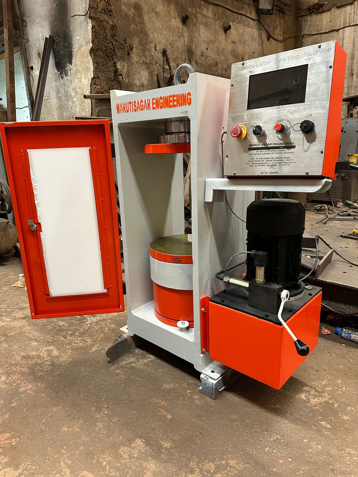Compression Testing Machine Digital 2000kn